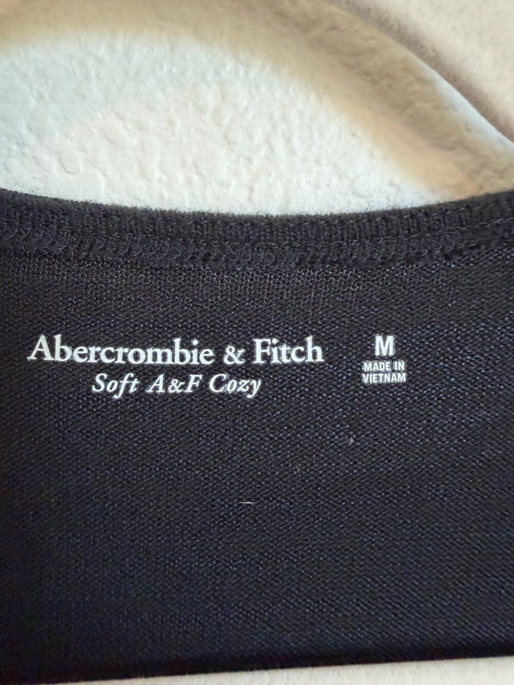 NWT Abercrombie Soft A&F Cozy Ruched V-Neck Bodysuit Black M - Picture 4 of 6